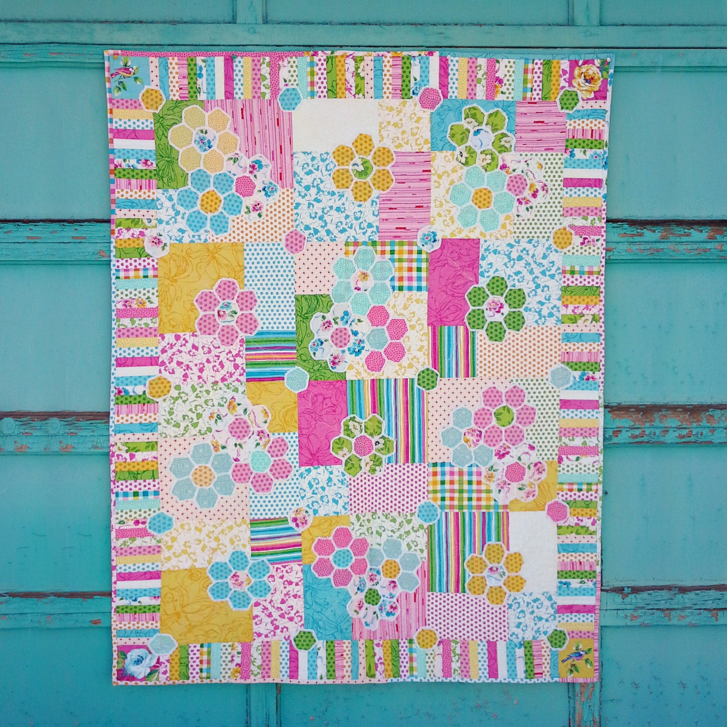 Hexi-Gone Quilt pattern