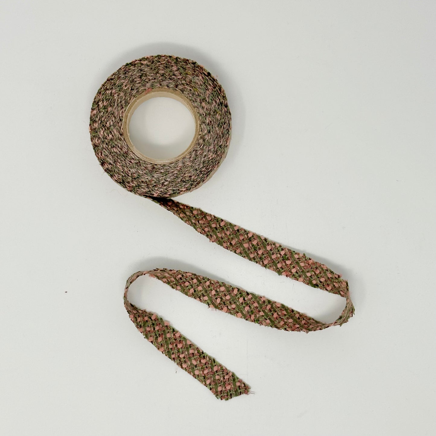 Mossy Rose Silk Rayon Chenille-It