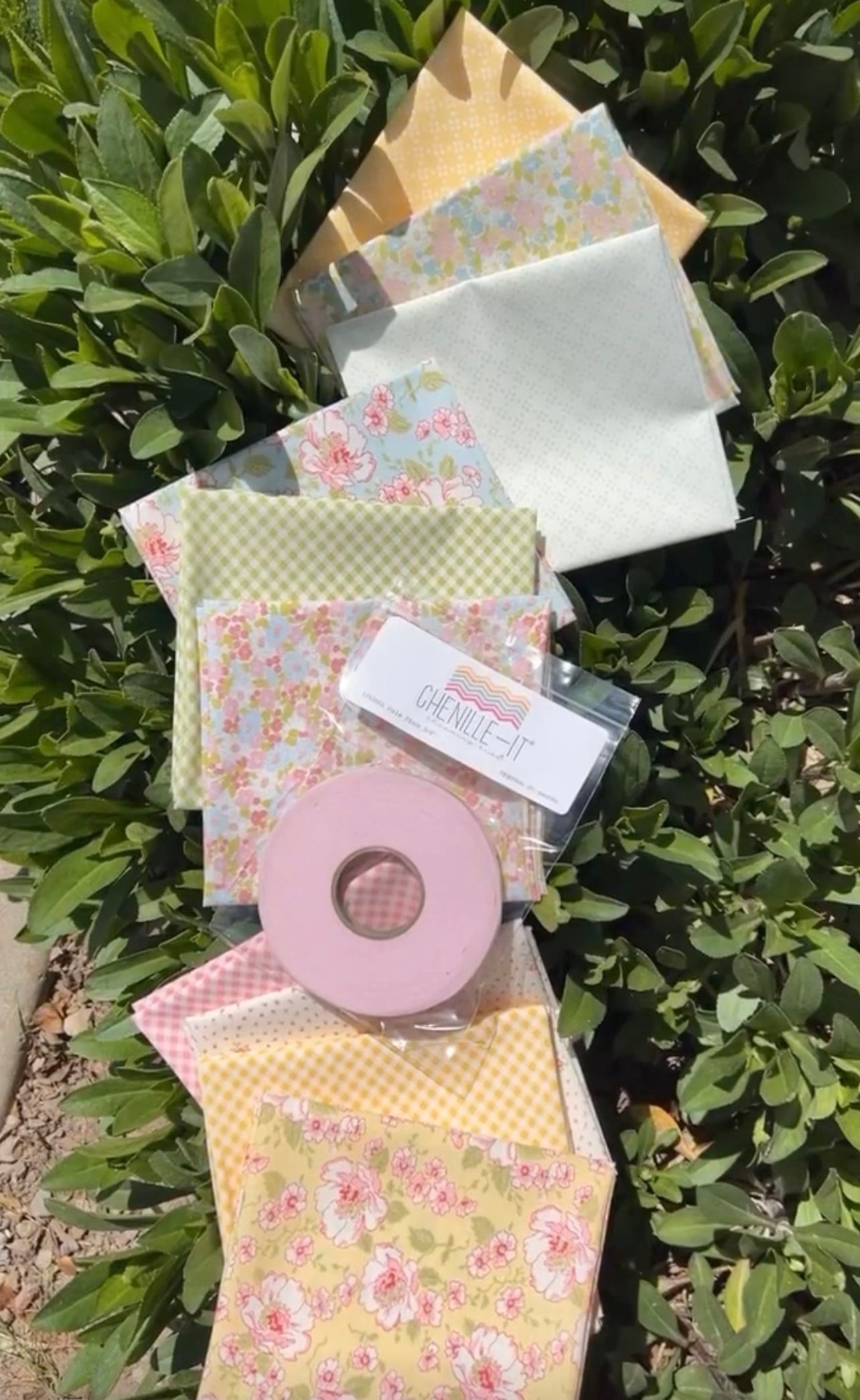 Moda Brenda Riddle Designs Grace Collection, Fabric Bundle