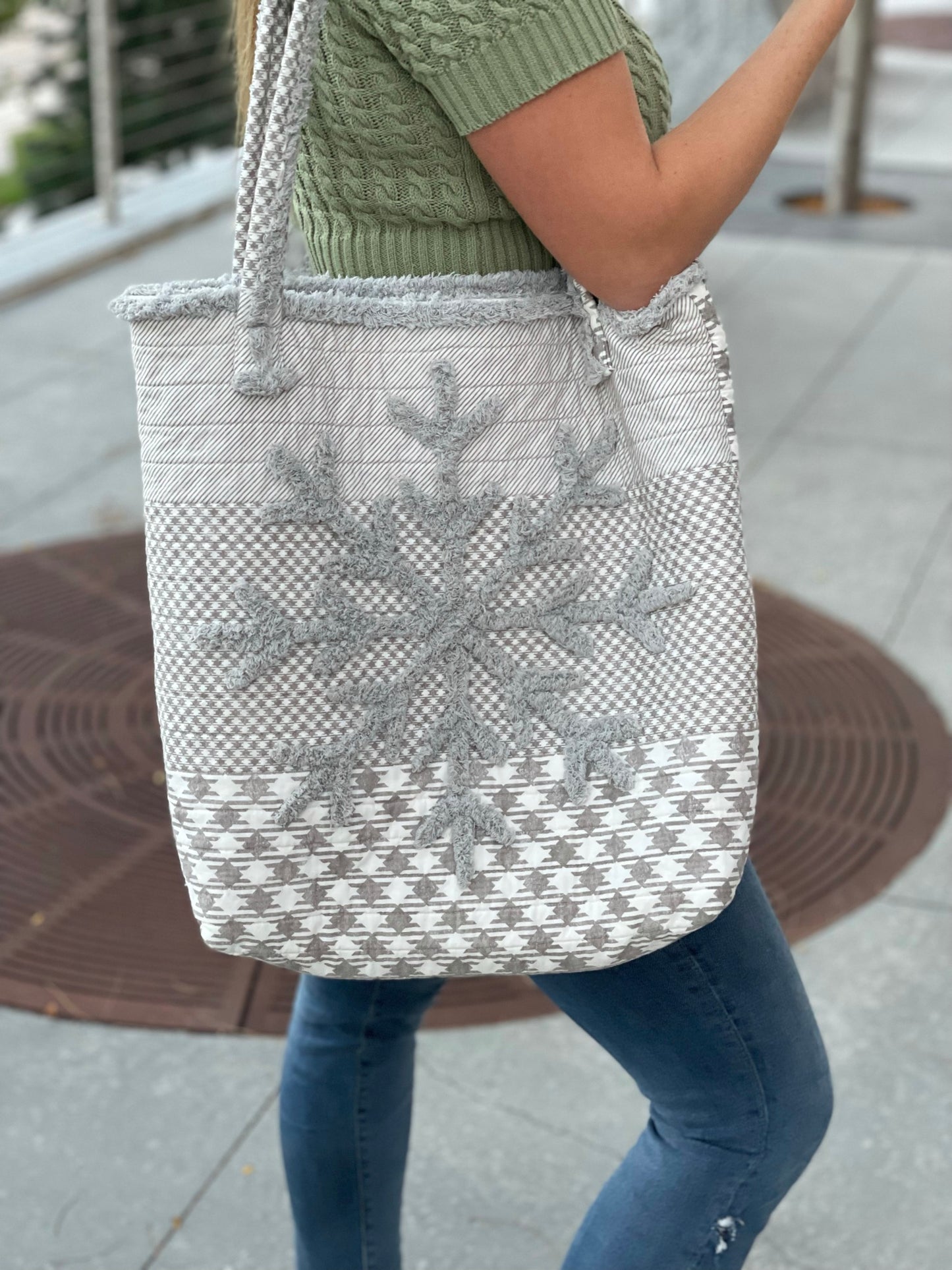 Snowflake Tote Pattern