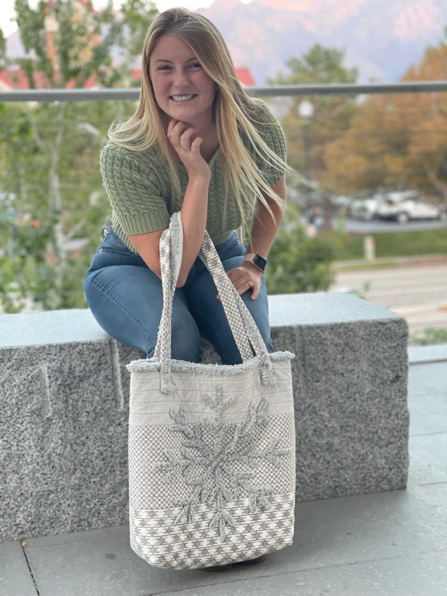 Snowflake Tote Pattern